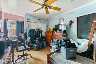 2428 Glenwood Place, South Gate, CA 90280 - Photo 17