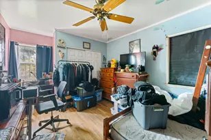 2428 Glenwood Pl, South Gate, CA 90280 - Photo 17