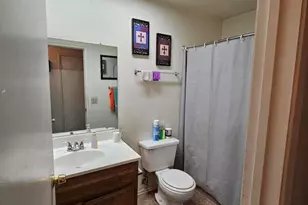 420 E B St, Colton, CA 92324 - Photo 17