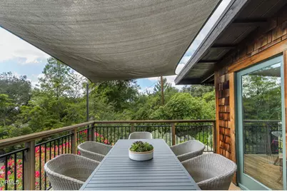 5725 Canyonside Road, La Crescenta, CA 91214 - Photo 23