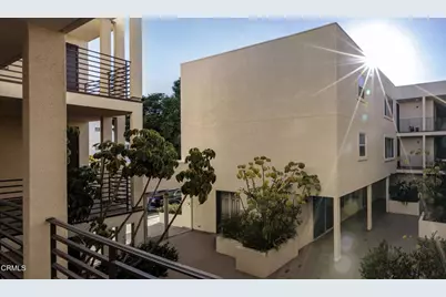 10609 Bloomfield Street #207, Los Angeles, CA 91602 - Photo 5