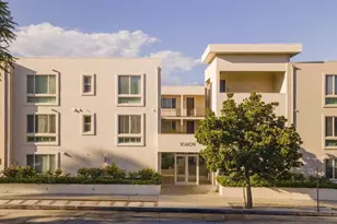 10609 Bloomfield St, Los Angeles, CA 91602 - Photo 1