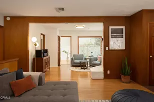 10022 Moy Ln, Sunland, CA 91040 - Photo 11