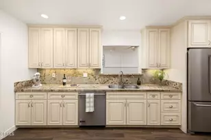 10022 Moy Ln, Sunland, CA 91040 - Photo 19