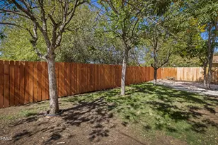 9824 Catawba Ave, Fontana, CA 92335 - Photo 27