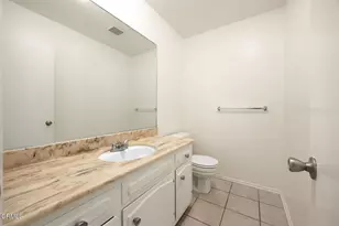 1740 Foothill Blvd, La Canada Flintridge, CA 91011 - Photo 19