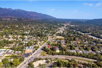 1740 Foothill Boulevard, La Canada Flintridge, CA 91011 - Photo 43