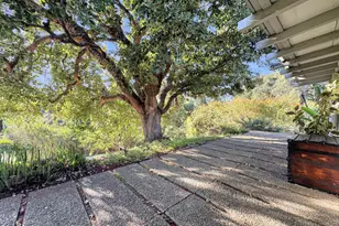 925 Monarch Dr, La Canada Flintridge, CA 91011 - Photo 23