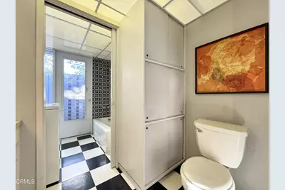 925 Monarch Drive, La Canada Flintridge, CA 91011 - Photo 19