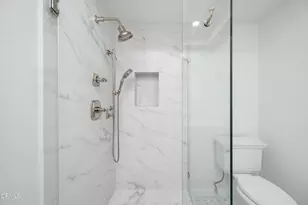 880 W 1st St, Los Angeles, CA 90012 - Photo 29