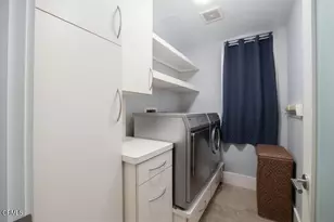 111 S De Lacey Ave, Pasadena, CA 91105 - Photo 43