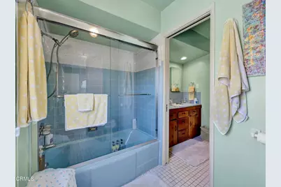 9701 La Canada Way, Los Angeles, CA 91040 - Photo 17