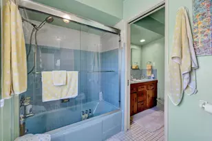 9701 La Canada Way, Los Angeles, CA 91040 - Photo 17