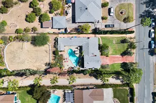 9701 La Canada Way, Los Angeles, CA 91040 - Photo 29