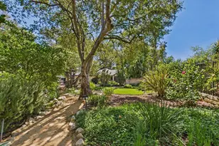 2519 Canyon View Ln, Pasadena, CA 91107 - Photo 49
