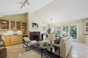 2519 Canyon View Ln, Pasadena, CA 91107 - Photo 19