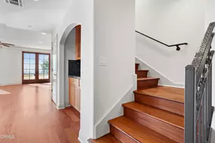 985 N Michillinda Ave, Pasadena, CA 91107 - Photo 15