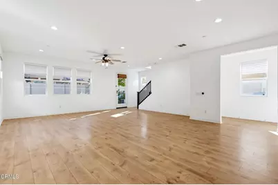 17326 Parque Vanowen Way, Lake Balboa, CA 91406 - Photo 7