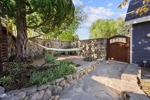 7669 Airlie Dr, Tujunga, CA 91042 - Photo 25