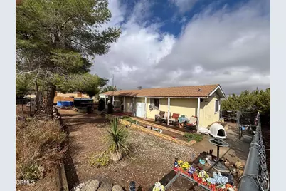 1631 Hollister Road, Pinon Hills, CA 92372 - Photo 9