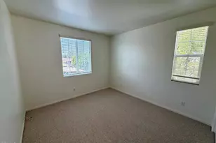 699 S Mandarin Ln, Rialto, CA 92376 - Photo 7