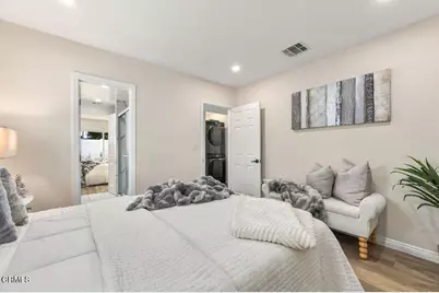 8334 Gladbeck Avenue, Northridge, CA 91324 - Photo 23