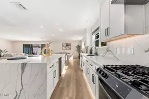 8334 Gladbeck Ave, Northridge, CA 91324 - Photo 11