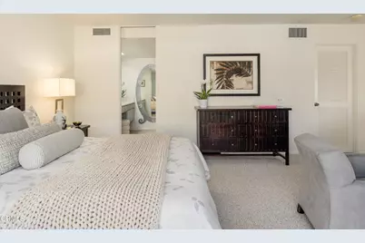 209 N Grand Avenue, Pasadena, CA 91103 - Photo 25