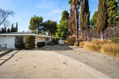 949 Avonoak Terrace, Glendale, CA 91206 - Photo 37