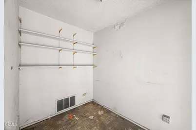949 Avonoak Terrace, Glendale, CA 91206 - Photo 23