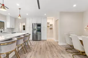 2018 W Kenneth Rd, Glendale, CA 91201 - Photo 17