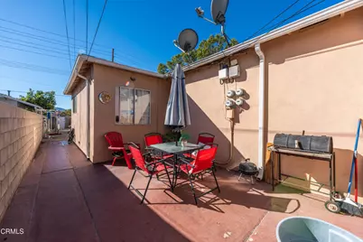 1200 N Orchard Drive, Burbank, CA 91506 - Photo 27