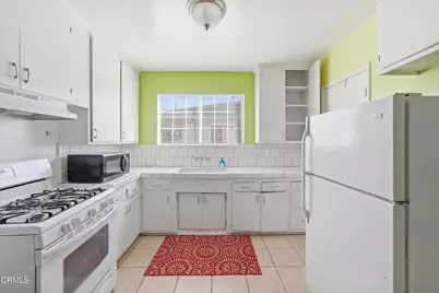 1200 N Orchard Drive, Burbank, CA 91506 - Photo 9