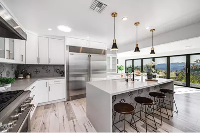 1010 Via Carmelita, Burbank, CA 91501 - Photo 17