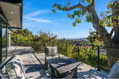 1010 Via Carmelita, Burbank, CA 91501 - Photo 11