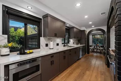 455 Richmond Road, La Canada Flintridge, CA 91011 - Photo 11