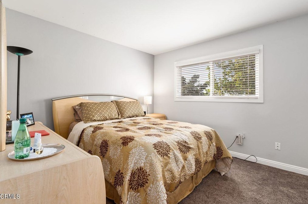 1781 Sunny Heights Dr, Los Angeles CA  90065-3325 exterior