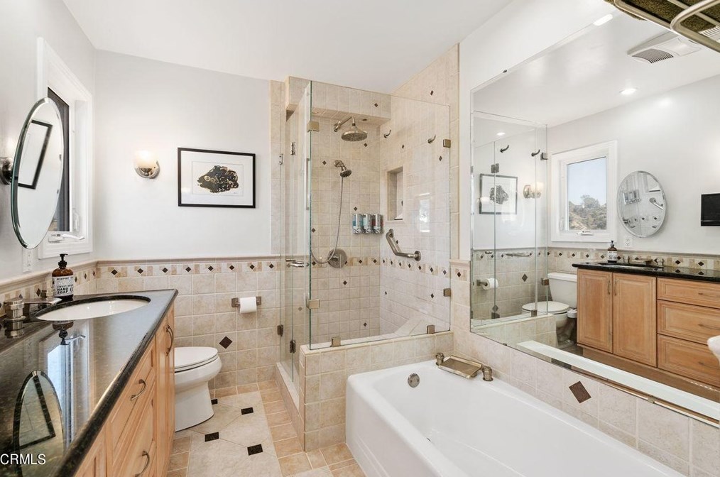 1781 Sunny Heights Dr, Los Angeles CA  90065-3325 exterior