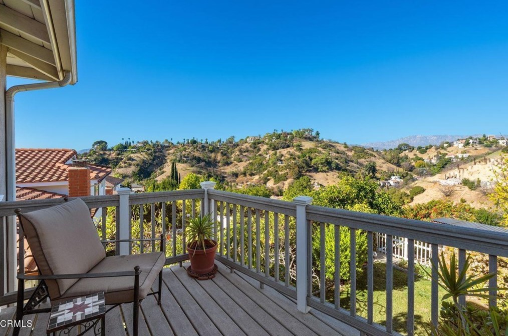 1781 Sunny Heights Dr, Los Angeles CA  90065-3325 exterior