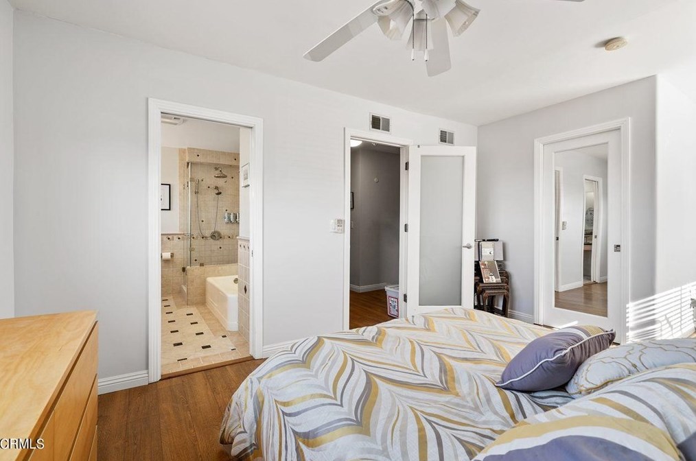 1781 Sunny Heights Dr, Los Angeles CA  90065-3325 exterior