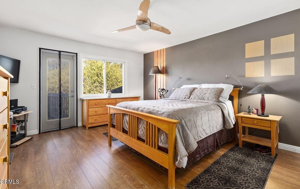 1781 Sunny Heights Dr, Los Angeles CA  90065-3325 exterior