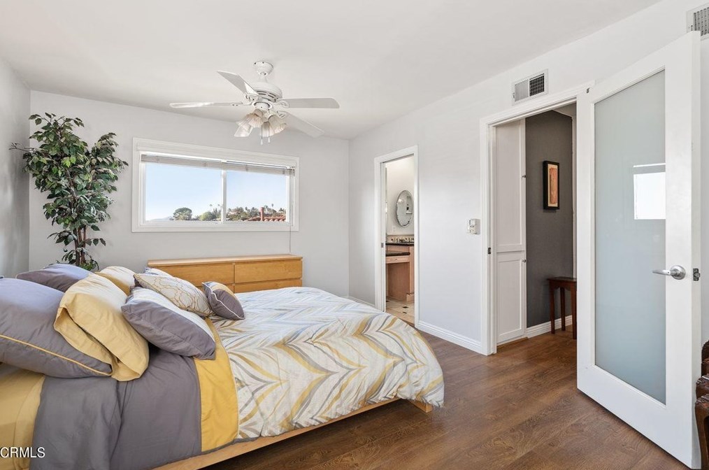 1781 Sunny Heights Dr, Los Angeles CA  90065-3325 exterior