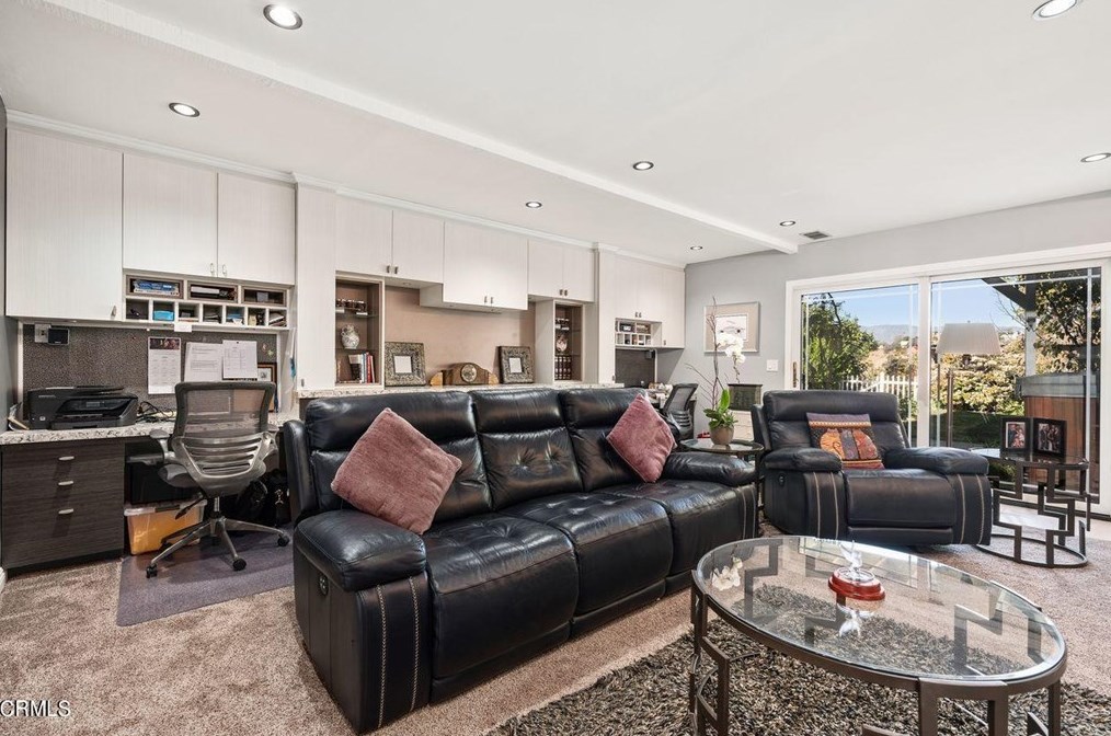 1781 Sunny Heights Dr, Los Angeles CA  90065-3325 exterior