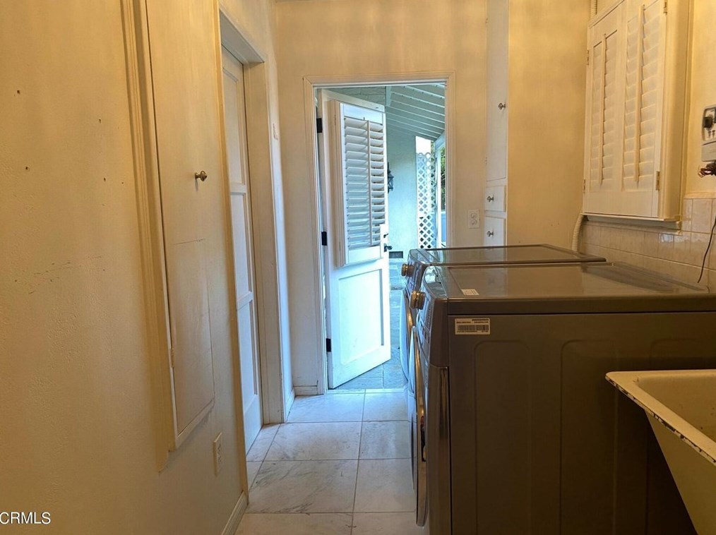 2745 Melville Dr, Pasadena CA  91108-2903 exterior