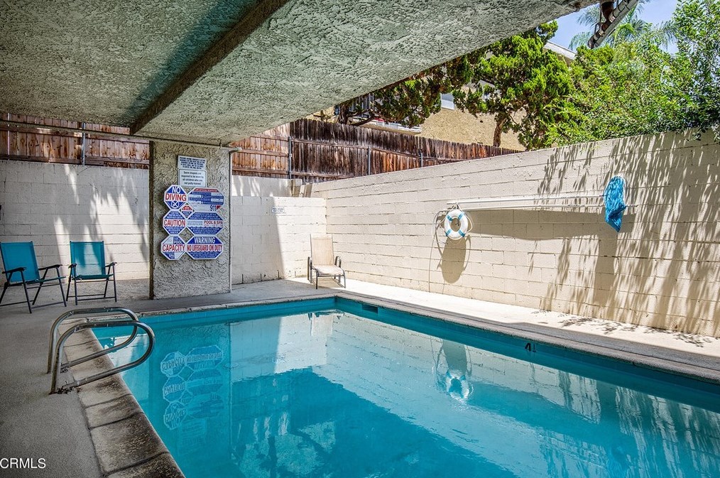 277 Pleasant St, Pasadena CA  91101-3145 exterior