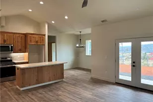 835 Fawndale Ln, Paradise, CA 95969 - Photo 11