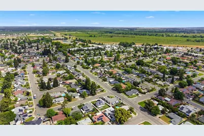 716 Aspen Drive, Yuba City, CA 95991 - Photo 31