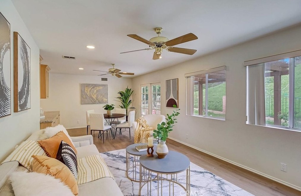1704 Autumnglow Dr, Pomona CA  91765-2710 exterior