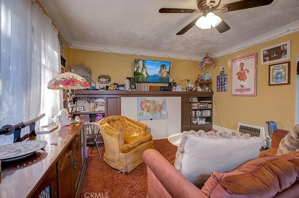 620 Coronado St, Los Angeles CA  90026-3913 exterior