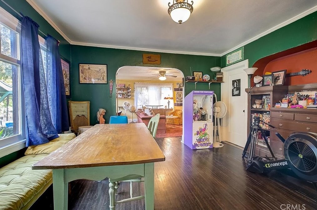 620 Coronado St, Los Angeles CA  90026-3913 exterior